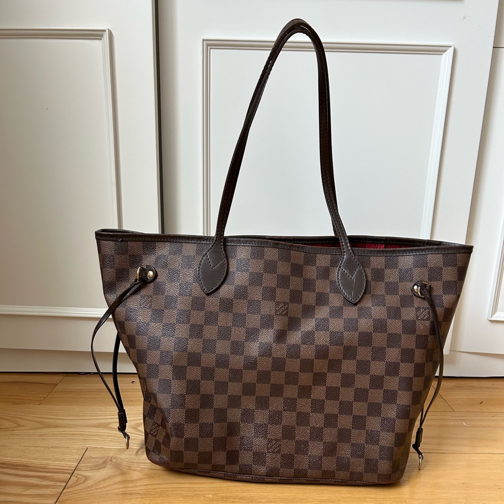 Louis Vuitton never full tote medium